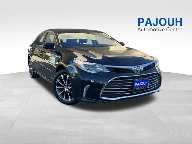 2017 Toyota Avalon Hybrid XLE Plus FWD
