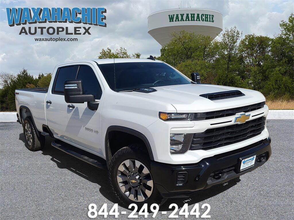 2024 Chevrolet Silverado 2500HD Custom Crew Cab 4WD