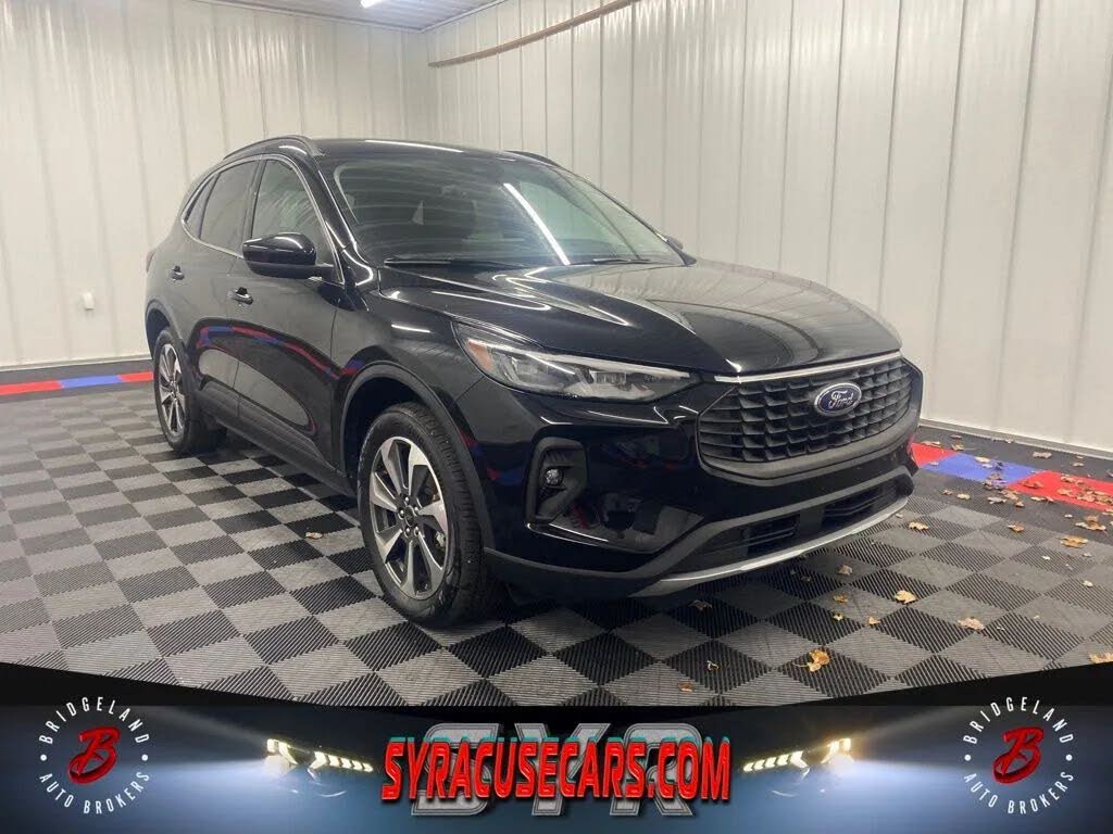 2025 Ford Escape Platinum AWD