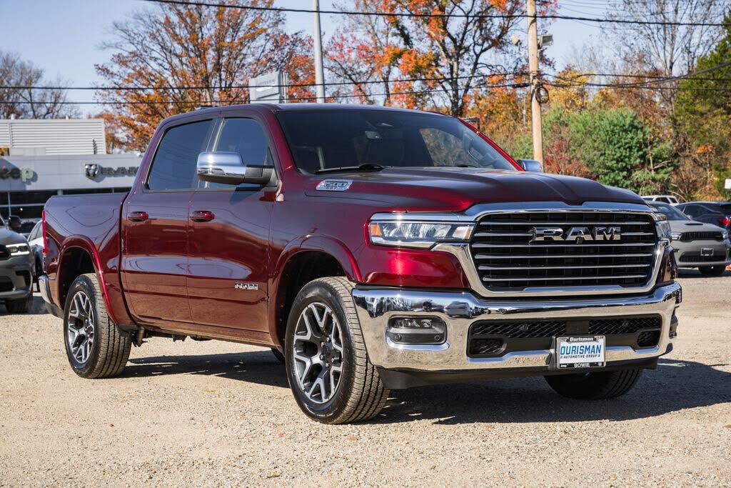 2025 RAM 1500 Laramie Crew Cab 4WD