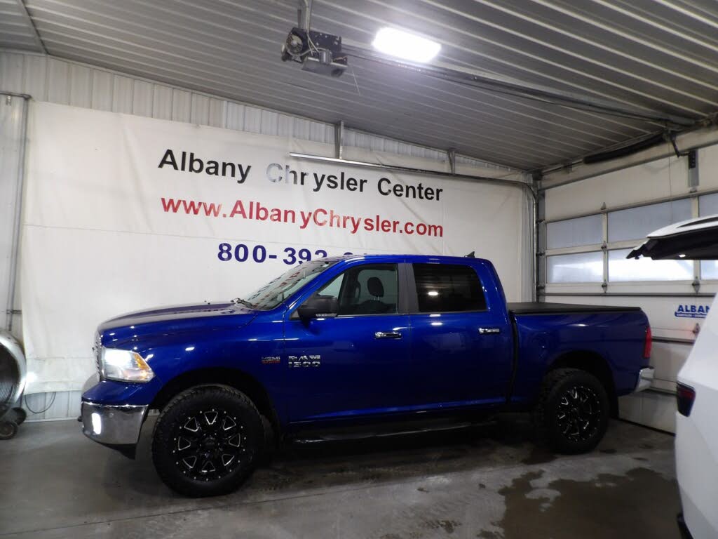 2017 RAM 1500 Big Horn Crew Cab 4WD