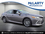 Toyota Camry Hybrid XLE FWD