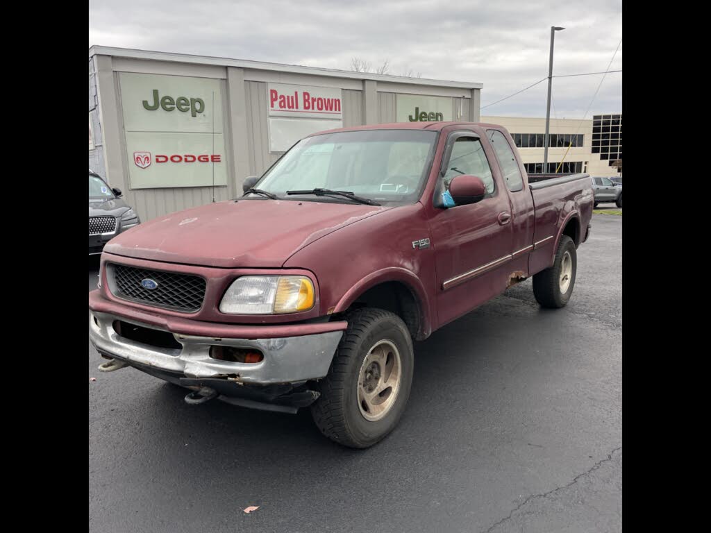 1997 Ford F-150 XL 4WD Extended Cab SB