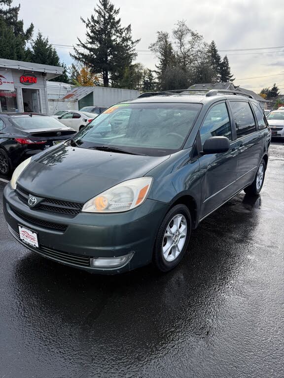 2005 Toyota Sienna XLE
