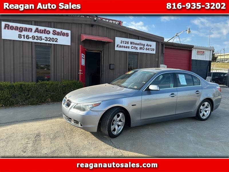 2007 BMW 5 Series 525i Sedan RWD