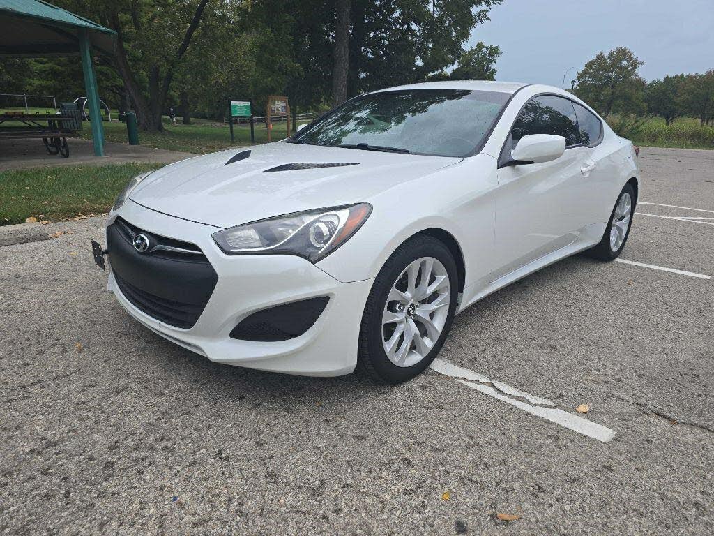 2013 Hyundai Genesis Coupe 2.0T RWD