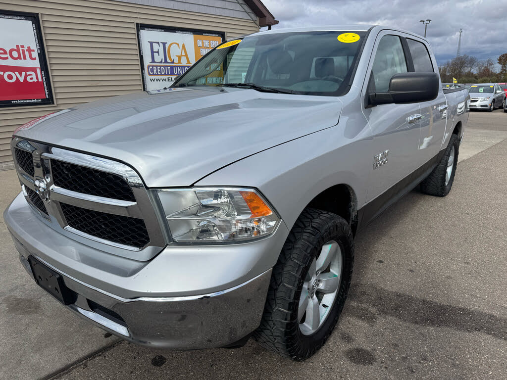 2014 RAM 1500 SLT Crew Cab 4WD