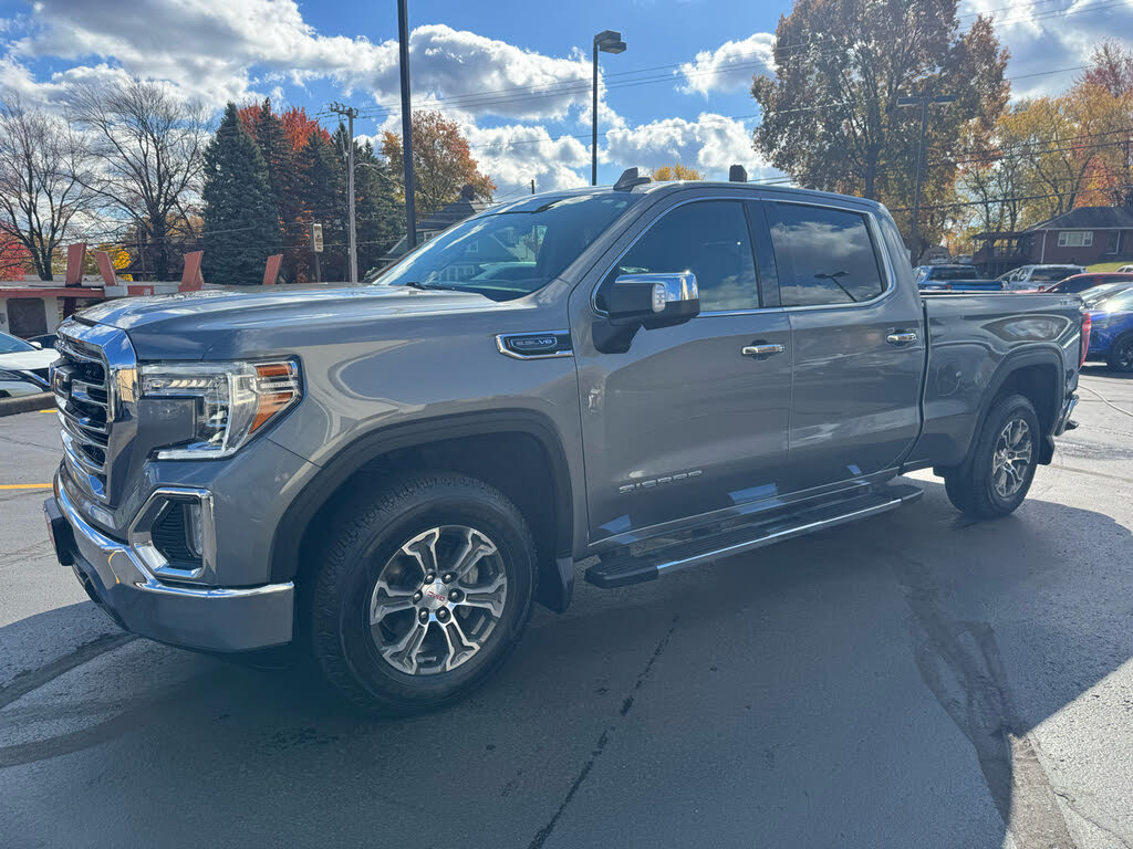 2022 GMC Sierra 1500 Limited SLT Crew Cab 4WD