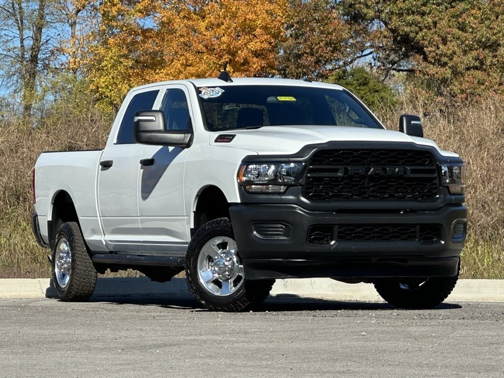 2024 RAM 2500 Tradesman Crew Cab 4WD