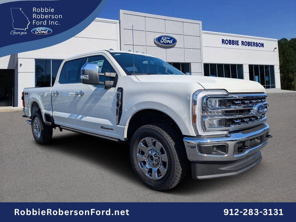 2025 Ford F-250 Super Duty Lariat Crew Cab 4WD