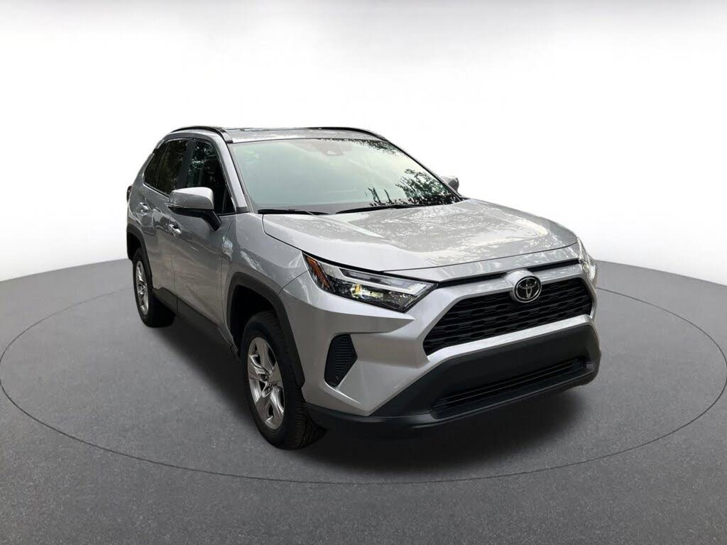 2025 Toyota RAV4 XLE AWD