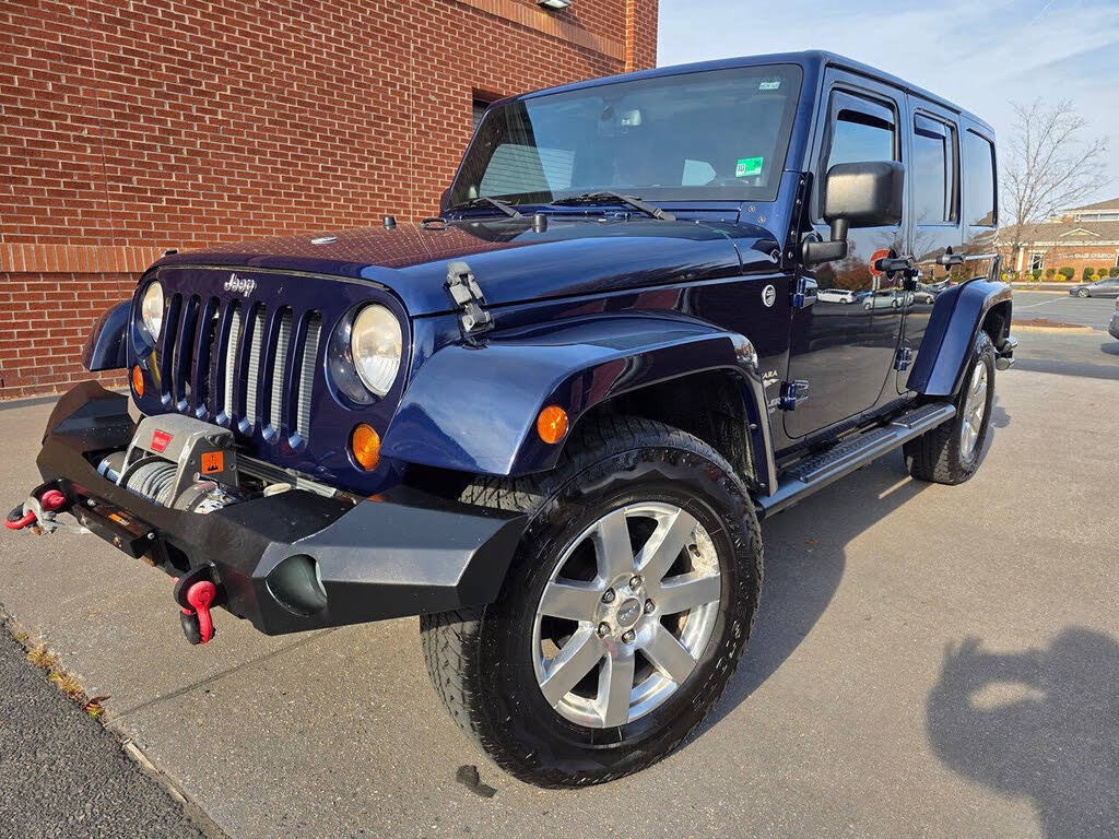 2013 Jeep Wrangler Unlimited Sahara 4WD