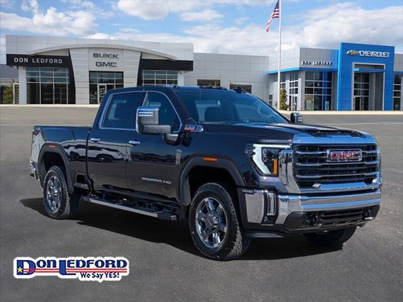 2026 GMC Sierra 2500HD SLT Crew Cab 4WD