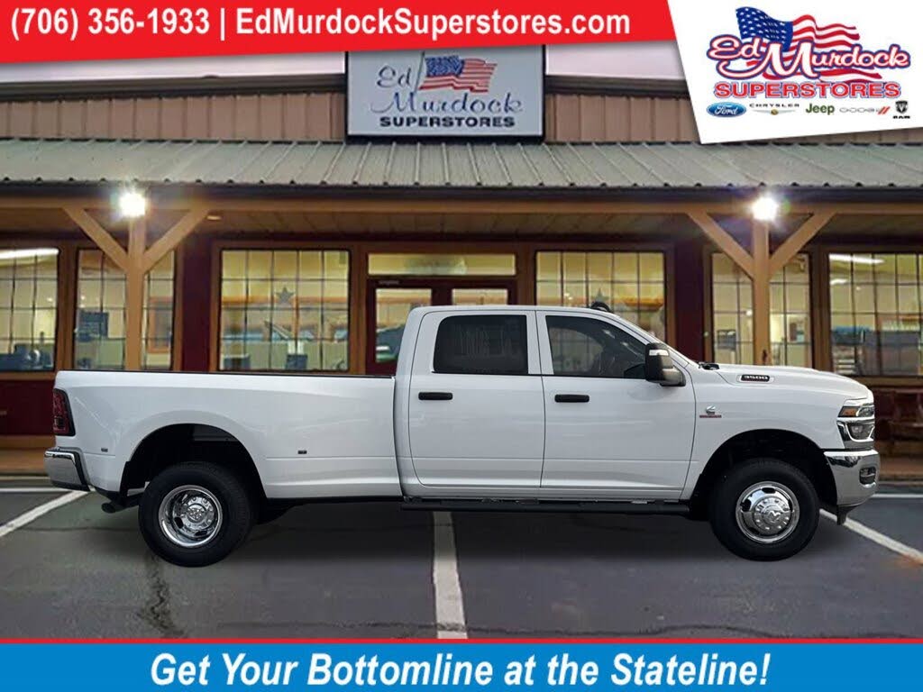 2026 RAM 3500 Tradesman Crew Cab LB DRW 4WD
