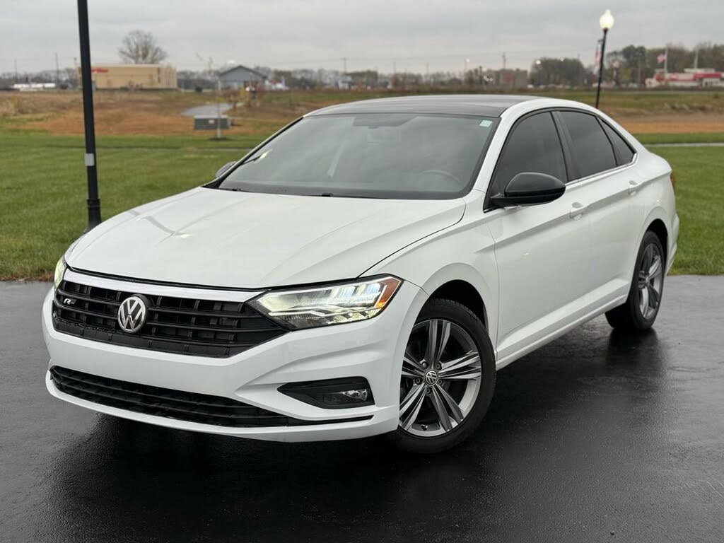 2019 Volkswagen Jetta R-Line FWD