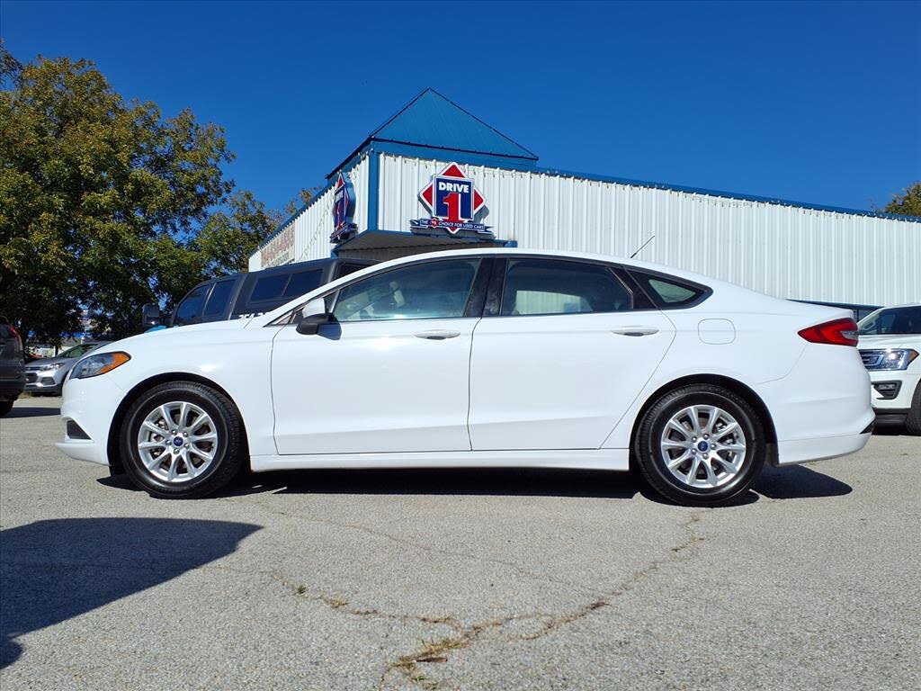 2017 Ford Fusion S