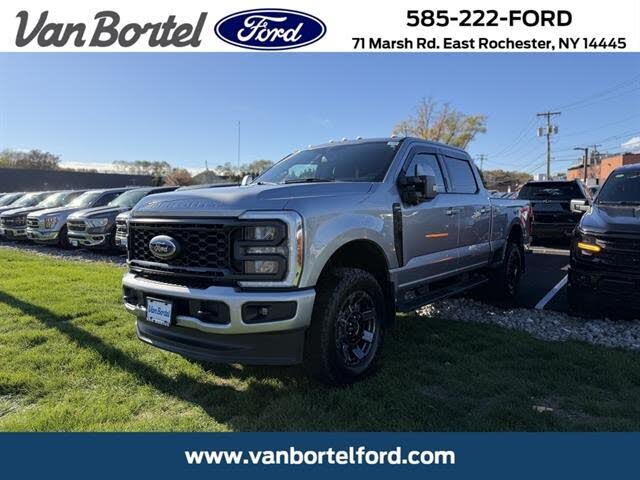 2023 Ford F-350 Super Duty Lariat Crew Cab 4WD