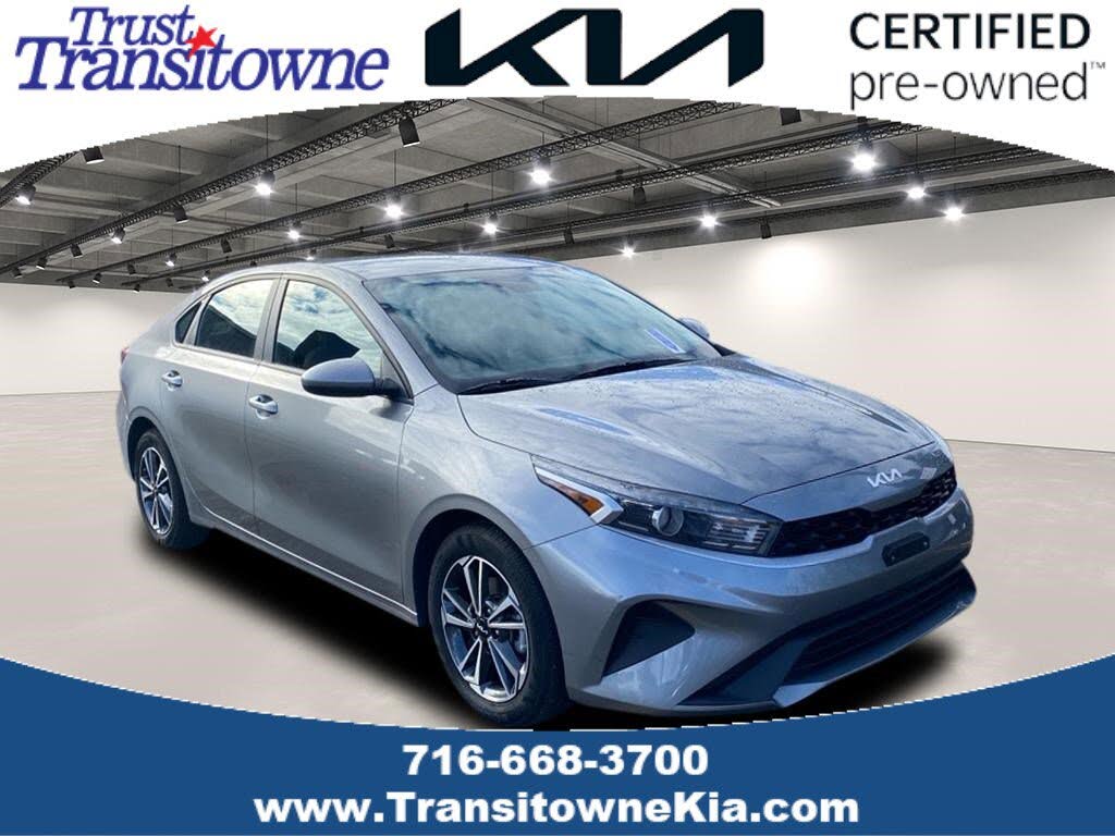 2023 Kia Forte LXS FWD