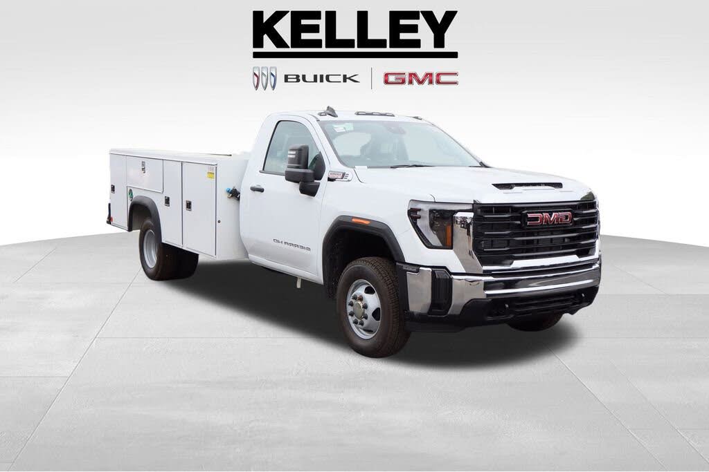 2025 GMC Sierra 3500HD Chassis Pro Regular Cab 4WD