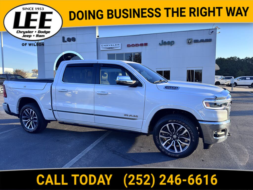 2025 RAM 1500 Limited Crew Cab 4WD