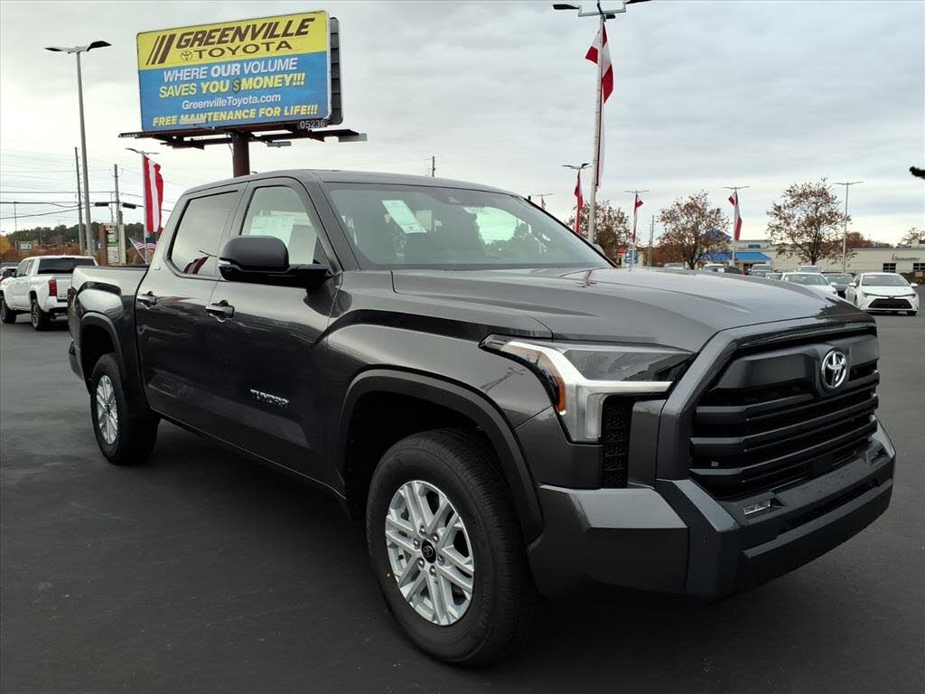 2026 Toyota Tundra SR5 CrewMax Cab 4WD