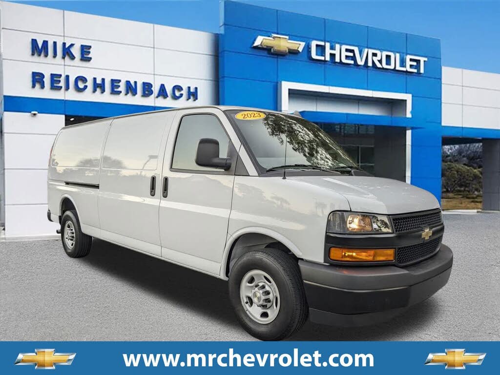 2023 Chevrolet Express Cargo 2500 Extended RWD