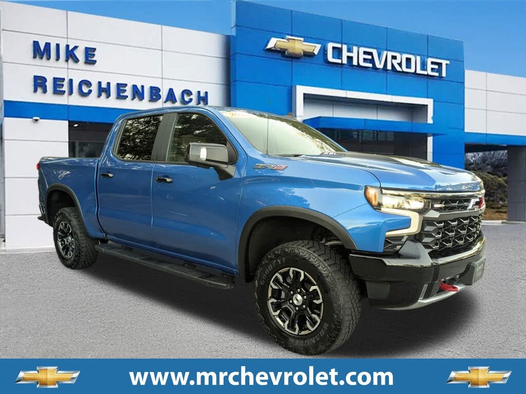 2023 Chevrolet Silverado 1500 ZR2 Crew Cab 4WD