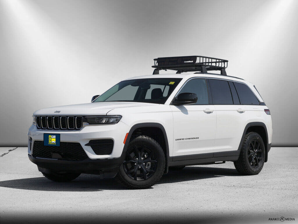 Jeep Grand Cherokee Laredo 4WD 2024