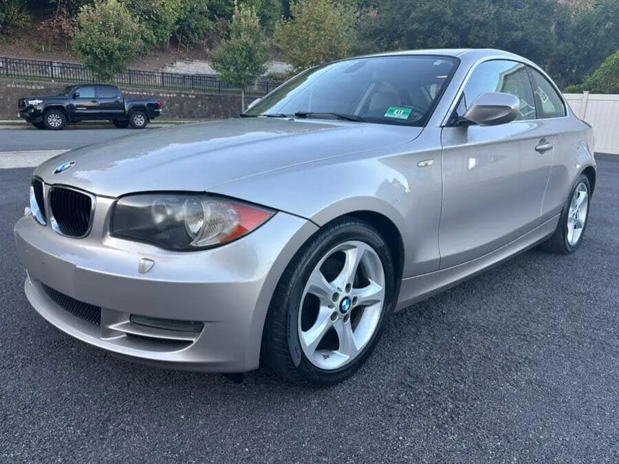 2010 BMW 1 Series 128i Coupe RWD