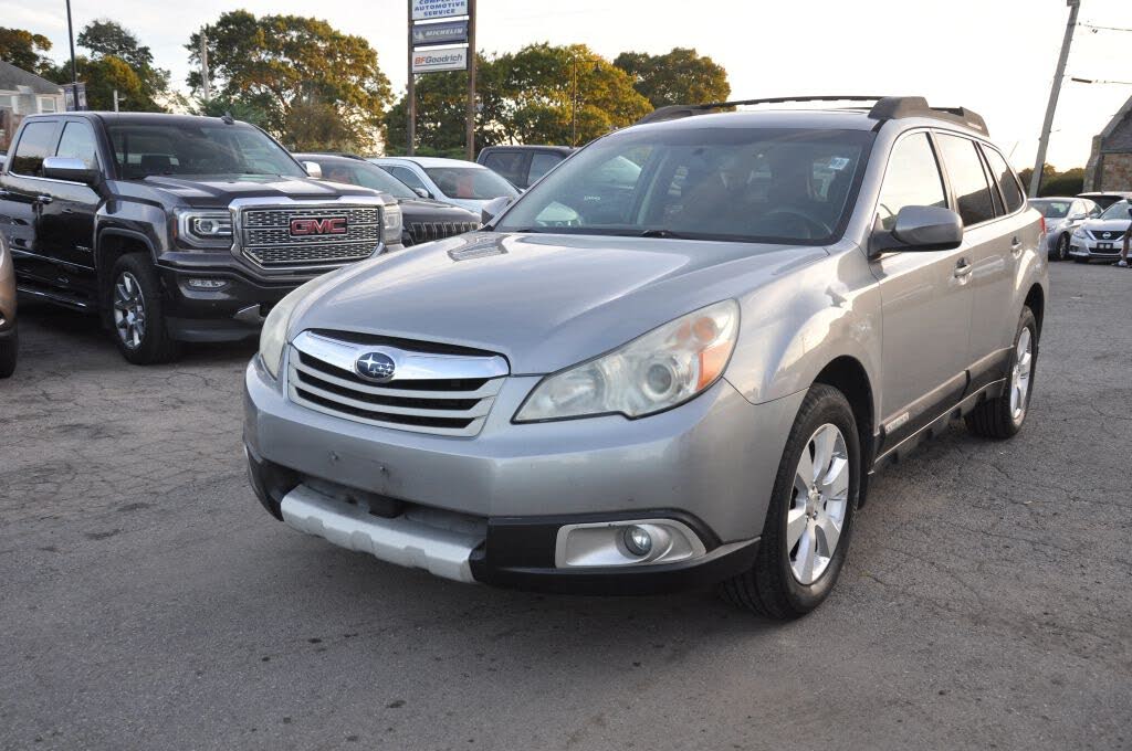 2010 Subaru Outback 2.5i Limited