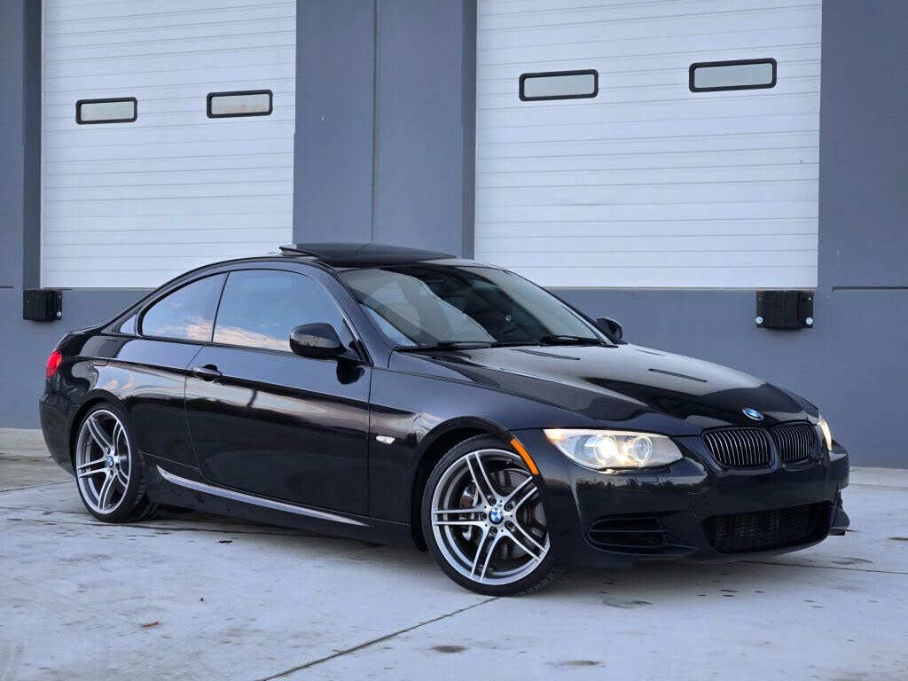 2012 BMW 3 Series 335is Coupe RWD
