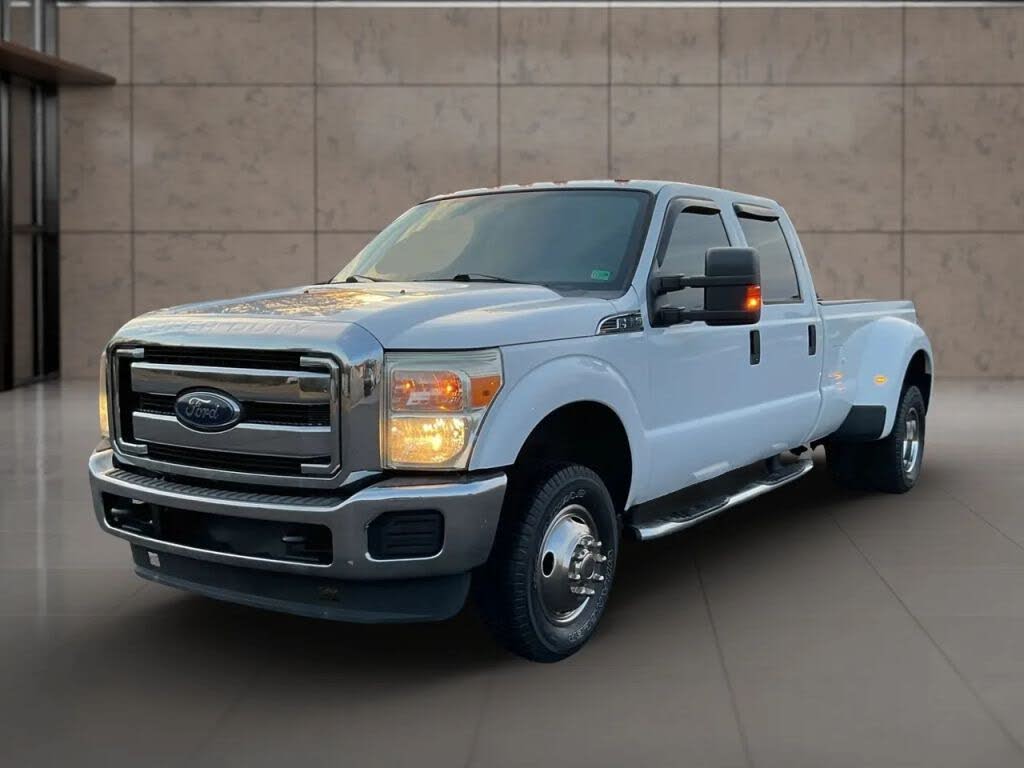 2013 Ford F-350 Super Duty XLT Crew Cab LB DRW 4WD