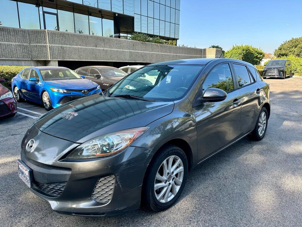2013 Mazda MAZDA3 i Touring Hatchback