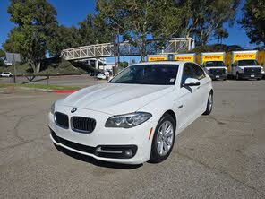 BMW 5 Series 528i Sedan RWD