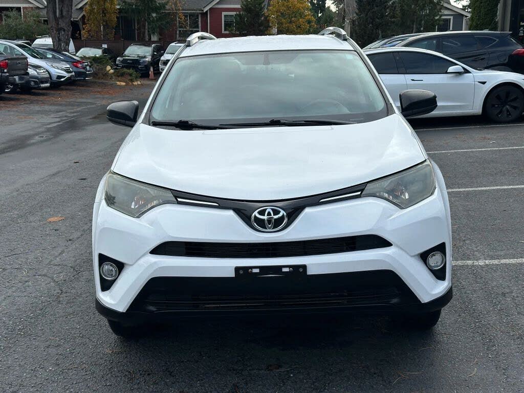 2016 Toyota RAV4 LE