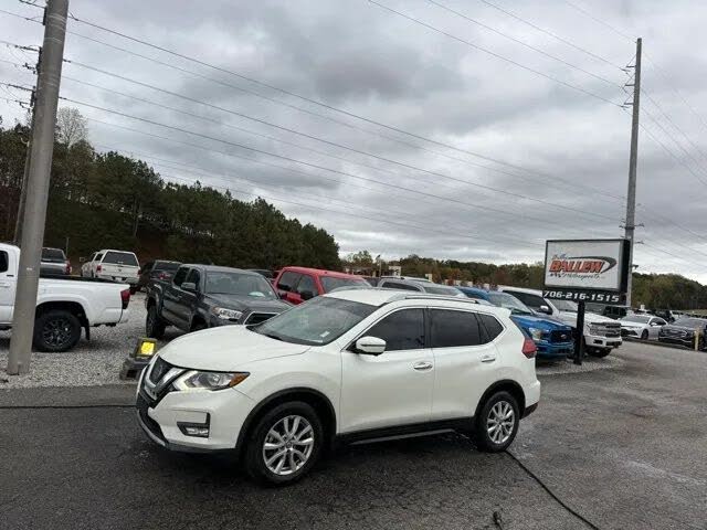 2017 Nissan Rogue SV FWD