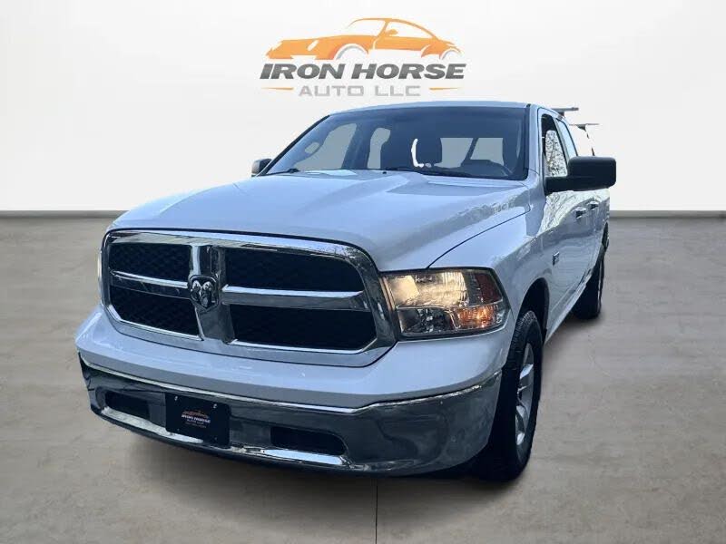 2017 RAM 1500 SLT Quad Cab 4WD