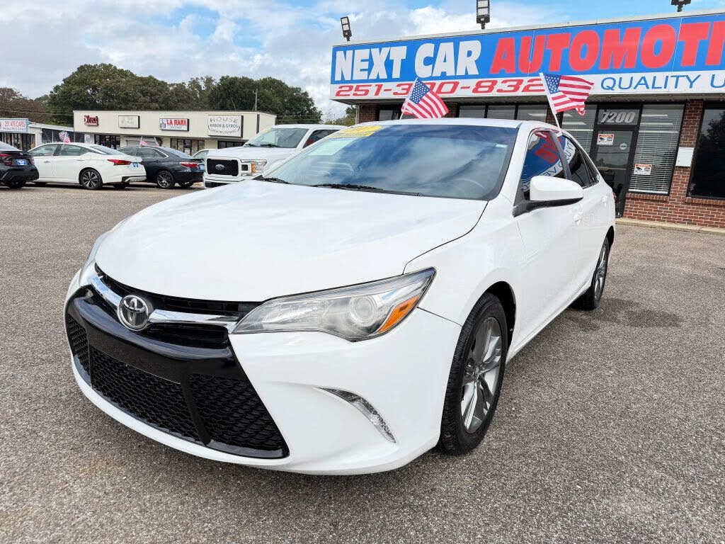 2017 Toyota Camry SE