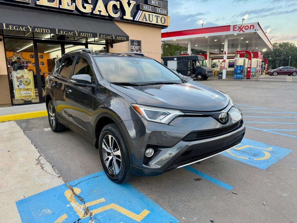 2018 Toyota RAV4 XLE