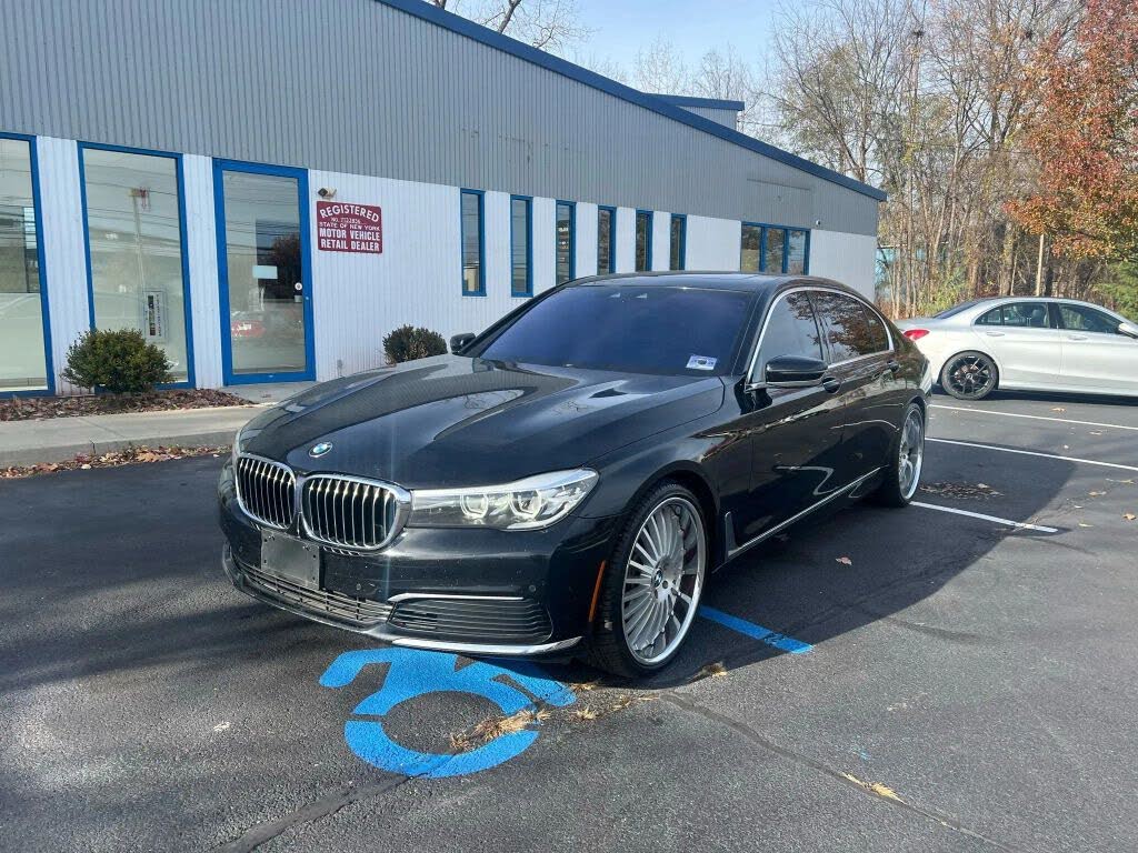 2019 BMW 7 Series 740i xDrive AWD