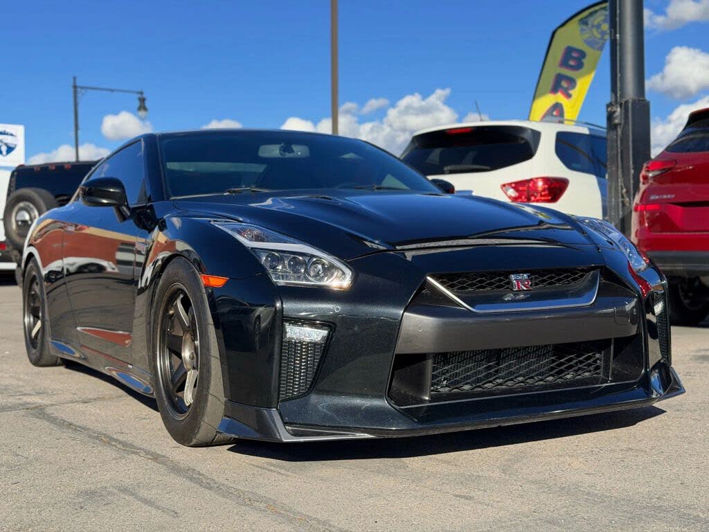 2019 Nissan GT-R Premium AWD