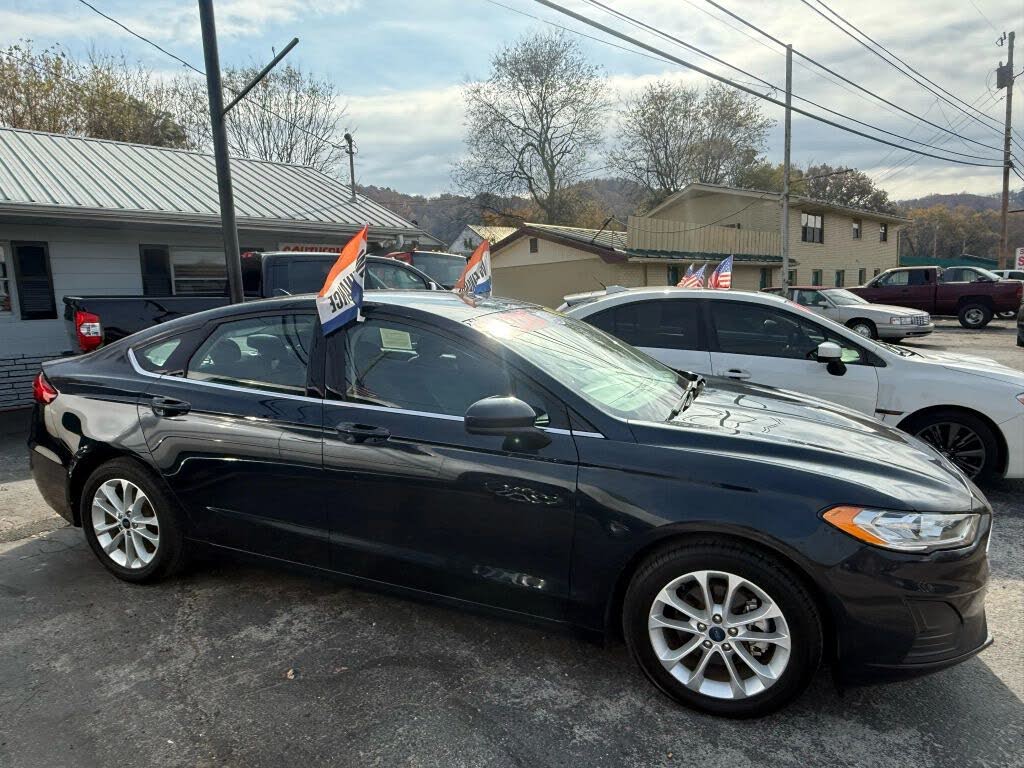 2020 Ford Fusion SE FWD
