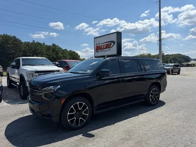 2021 Chevrolet Suburban RST RWD