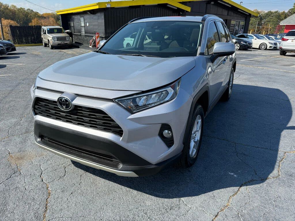 2021 Toyota RAV4 XLE FWD