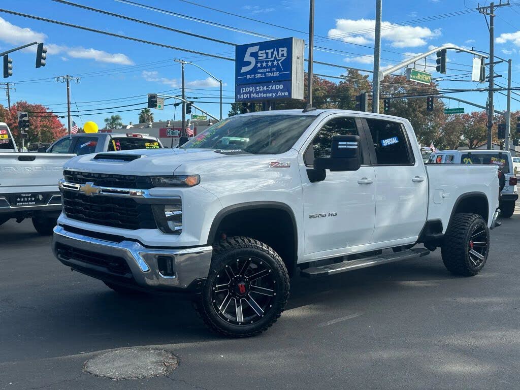 2024 Chevrolet Silverado 2500HD LT Crew Cab 4WD