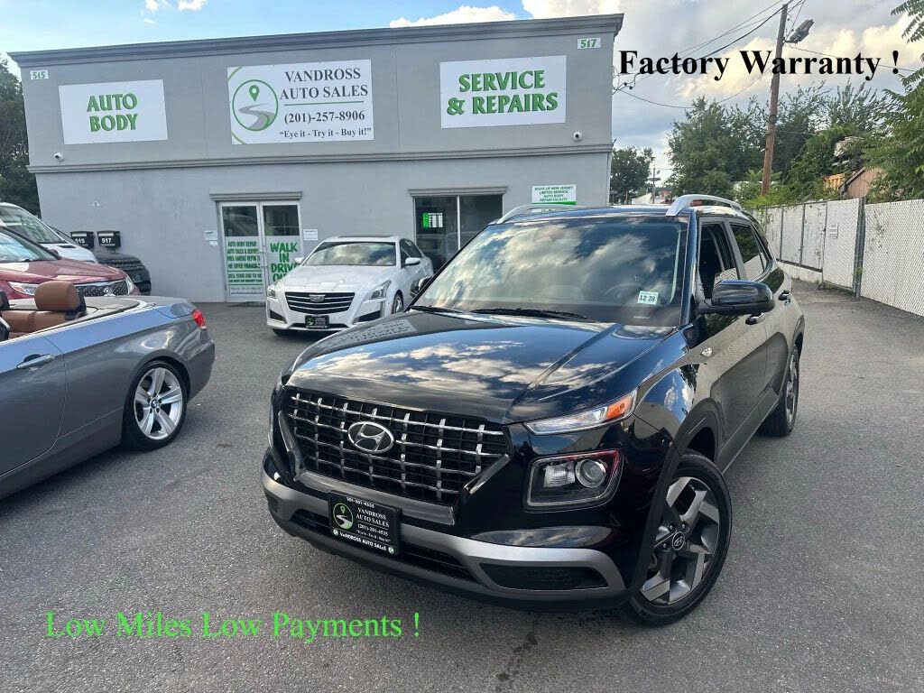 2024 Hyundai Venue SEL FWD
