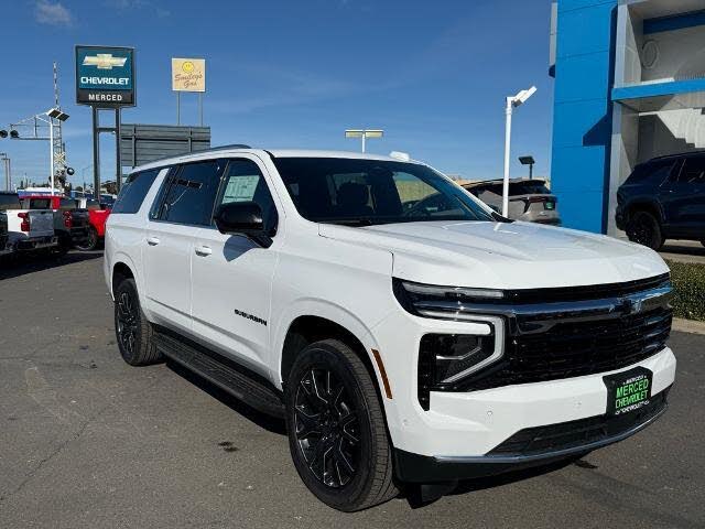 2026 Chevrolet Suburban LS RWD