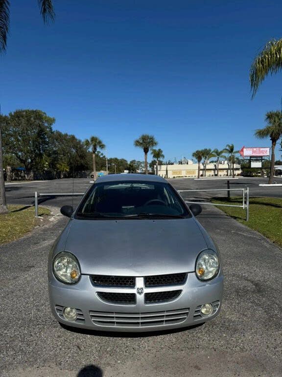 2005 Dodge Neon SXT Sedan FWD