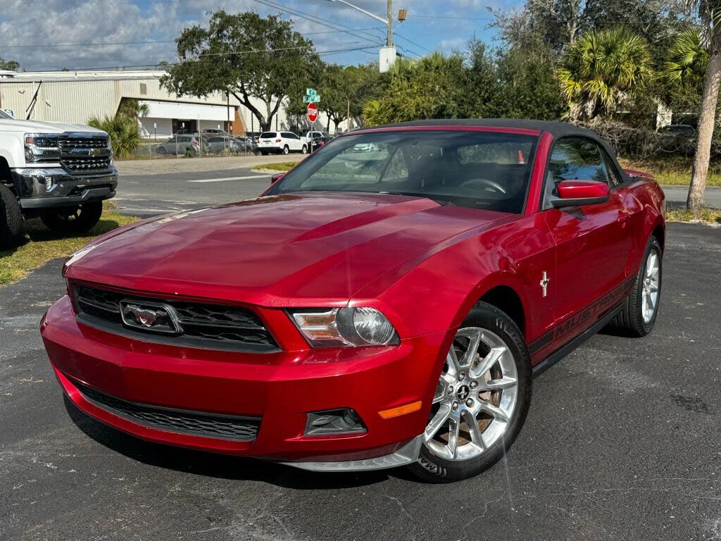 2010 Ford Mustang V6 Convertible RWD