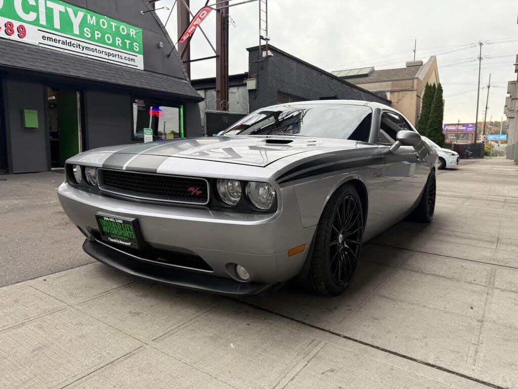 2014 Dodge Challenger R/T RWD